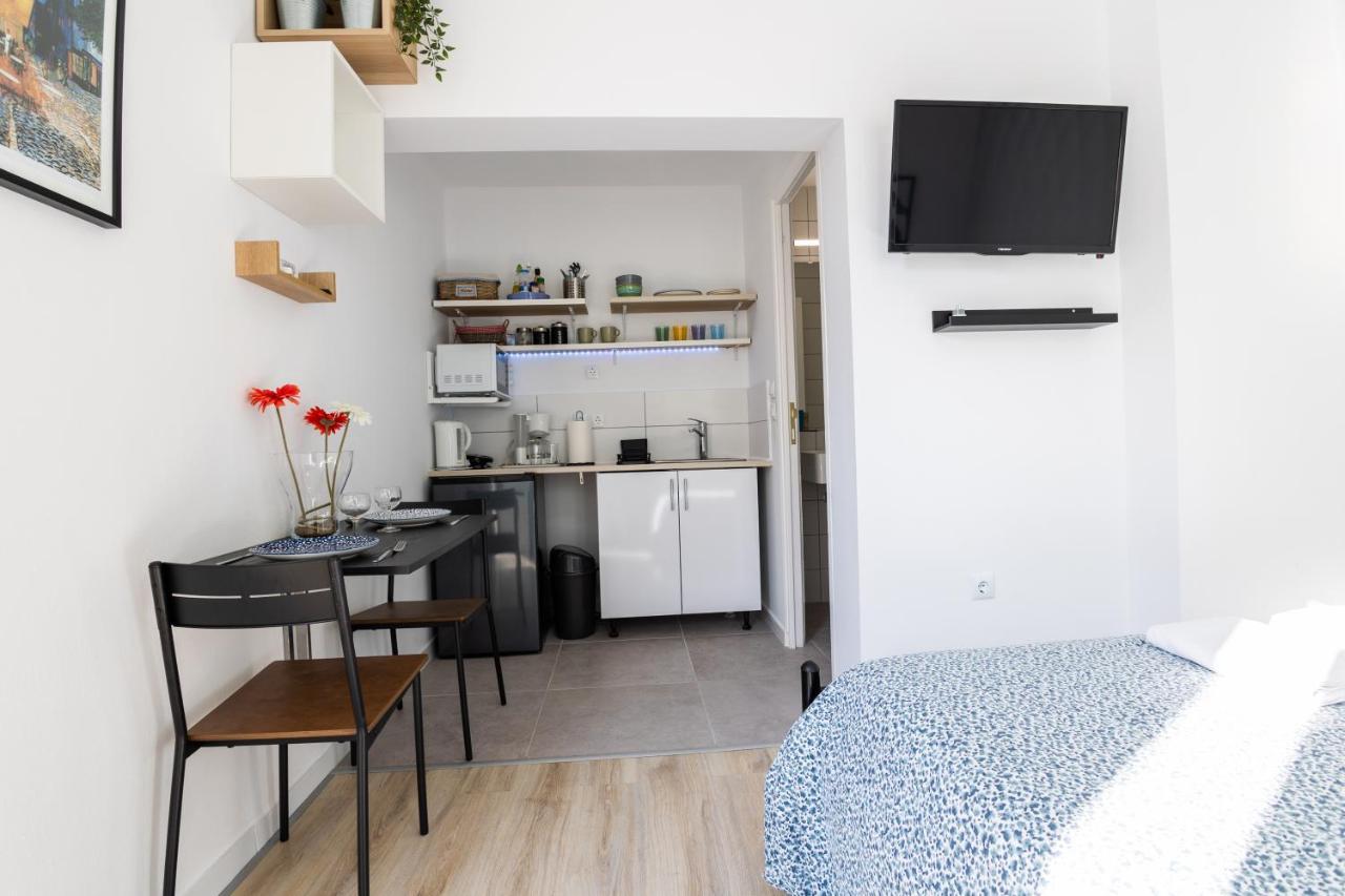 Cozy Studio, Near Airport & Sea Lejlighed Pórto Ráfti Eksteriør billede